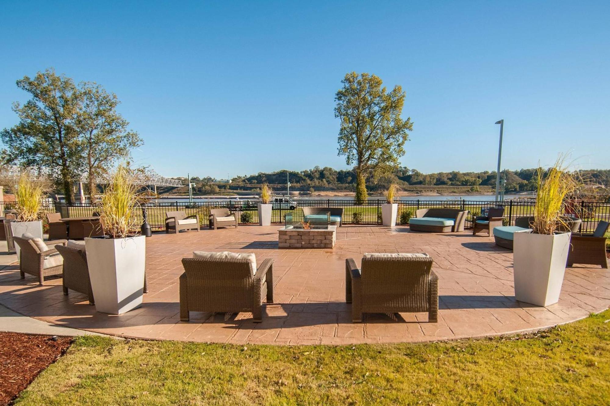 Towneplace Suites By Marriott Vidalia Riverfront Екстер'єр фото